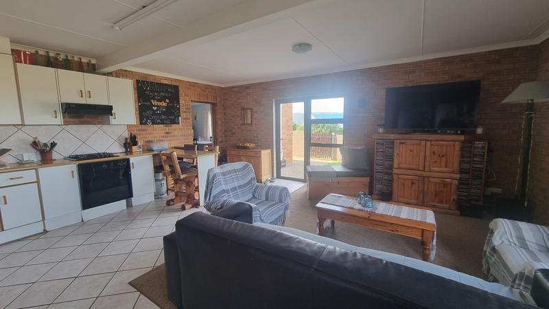 6 Bedroom Property for Sale in Groot Brakrivier Central Western Cape
